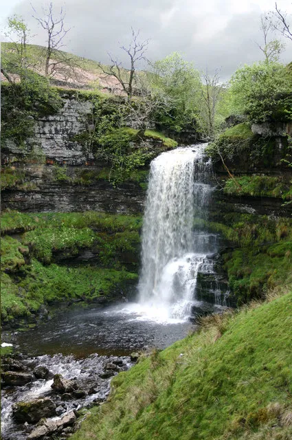 Off the Map and Under the Falls: America's Secret Water Routes That Guides Refuse to Publish